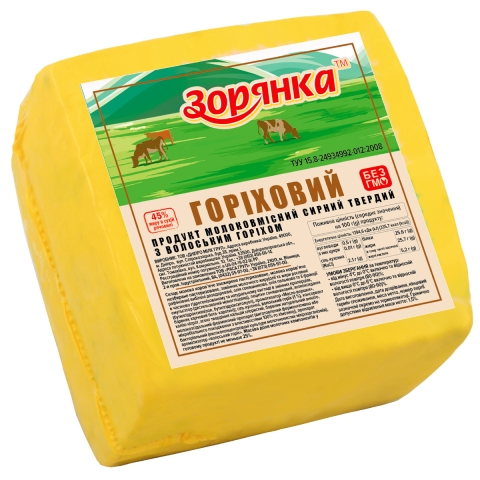 Продукт молокосодержащий твердый сырный Ореховый с грецким орехом 45% жира, ТМ «Зорянка»